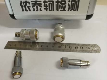 高頻、小直徑輻射端面的換能器